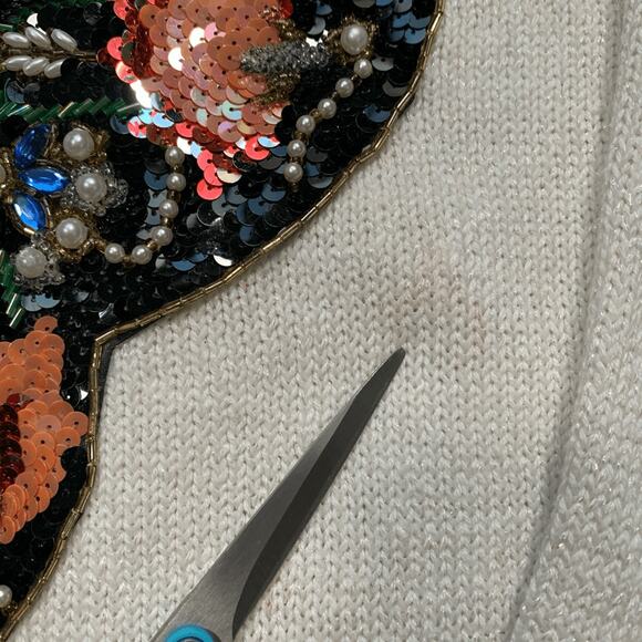 Vintage 80s Cream Sweater Beaded Sequin Burgundy Dark Floral Statement Knit - Picture 9 of 12